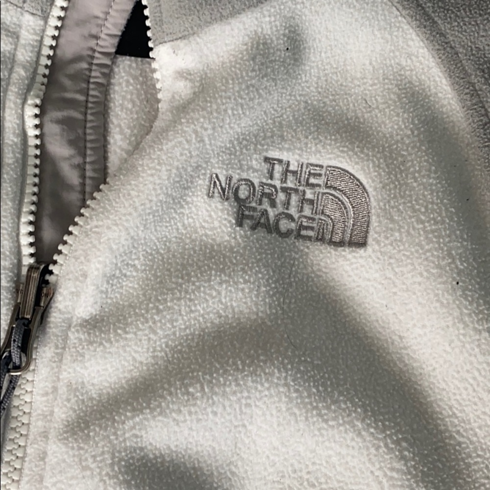 North Face Fleece - Picture 2 of 3